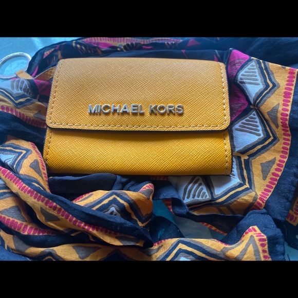 MICHAEL KORS LEATHER LOVELY SLIM MINI Wallet LUX - Picture 6 of 15